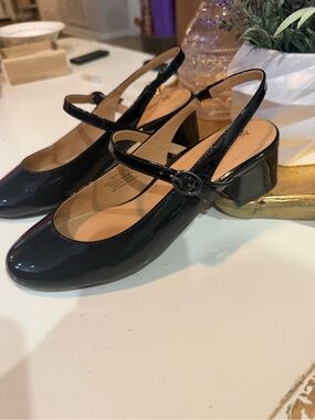 Johnston & Murphy Black Patent Mary Jane Slingback Heels